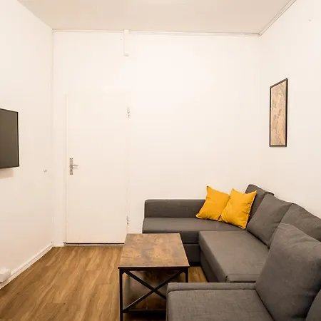 Three Bedroom Plus Big Kitchen Plus Selfcheckin Plus Street Parking Берлин Экстерьер фото