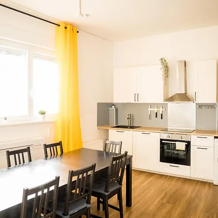 Three Bedroom Plus Big Kitchen Plus Selfcheckin Plus Street Parking Берлин Экстерьер фото