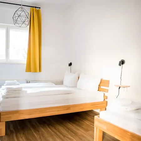 Three Bedroom Plus Big Kitchen Plus Selfcheckin Plus Street Parking Берлин Экстерьер фото