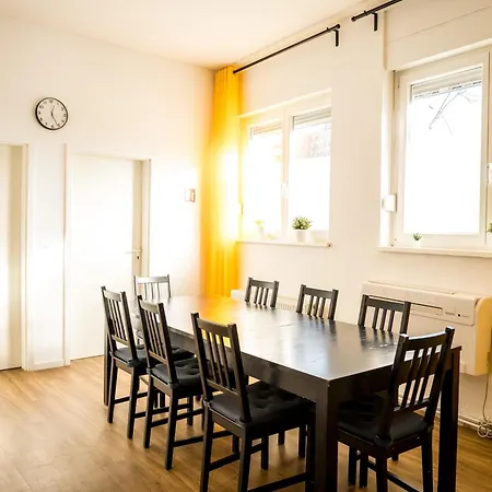 Three Bedroom Plus Big Kitchen Plus Selfcheckin Plus Street Parking Берлин Экстерьер фото